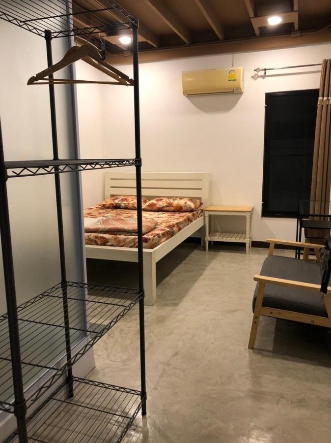 Bluefin Guesthouse Bangkok Zewnętrze zdjęcie